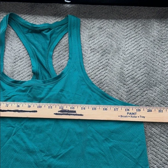 Lululemon Swiftly Tech Racerback Tank Top 2.0 teal color No Size - Picture 9 of 9